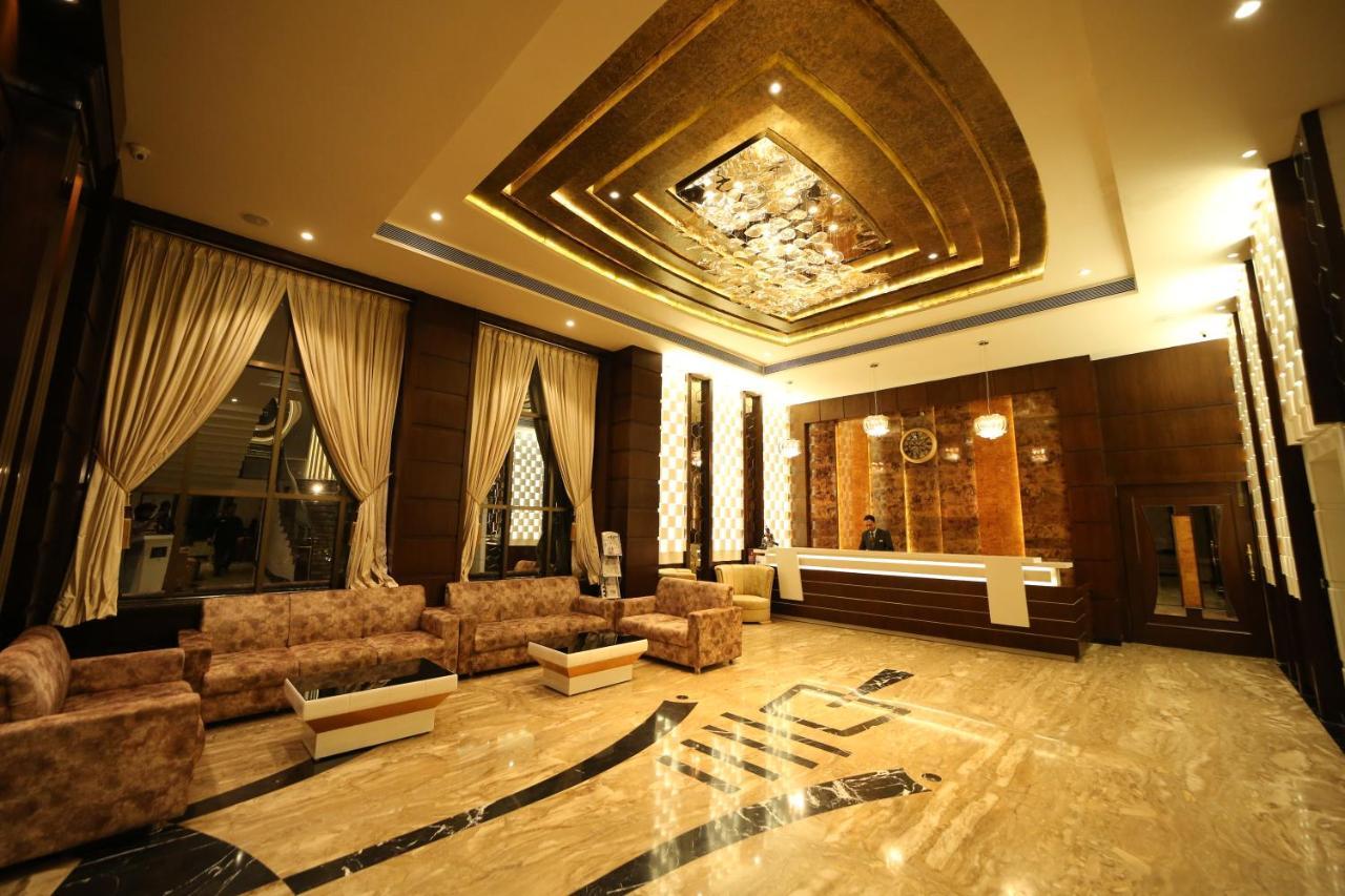 Hotel Prince Viraj ジャバルプル エクステリア 写真