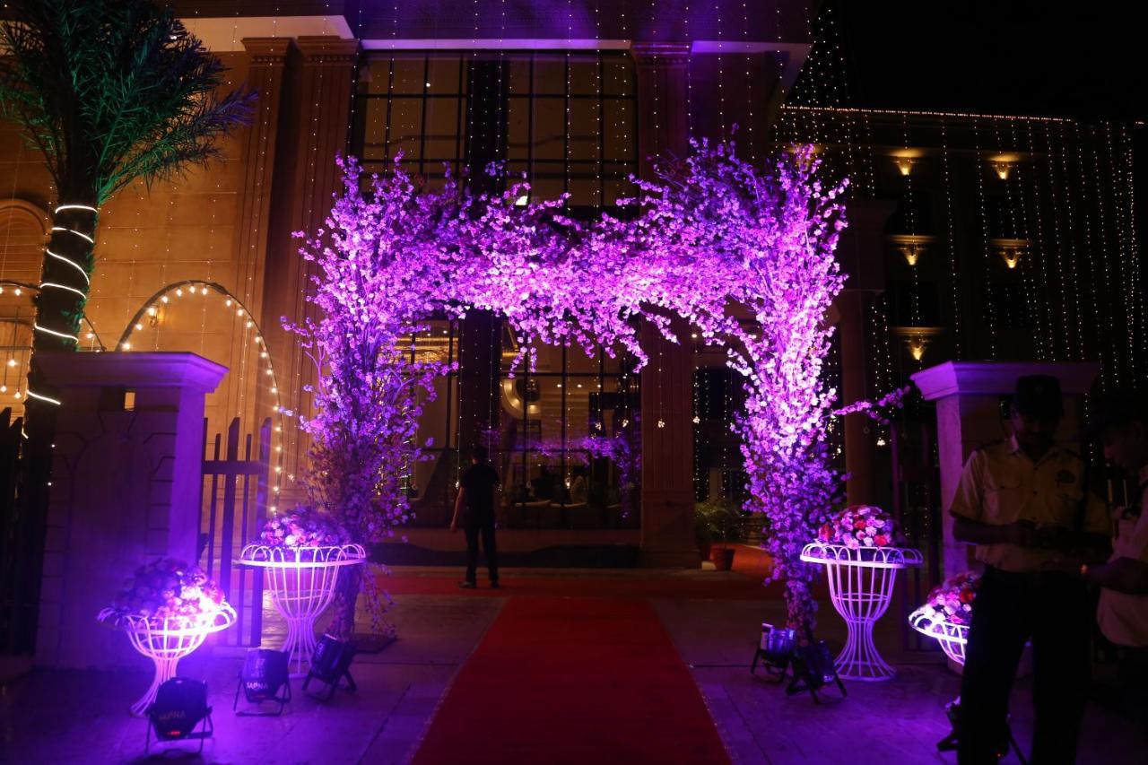 Hotel Prince Viraj ジャバルプル エクステリア 写真