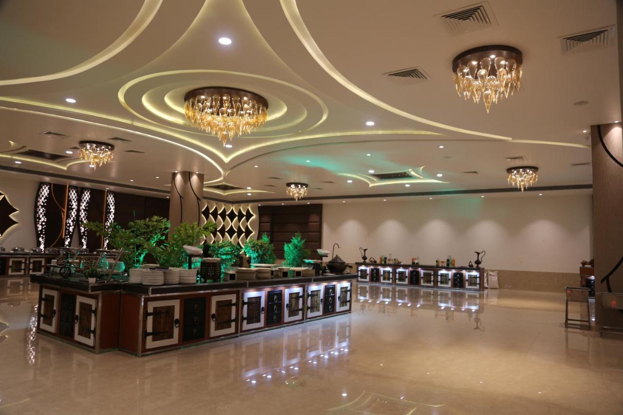 Hotel Prince Viraj ジャバルプル エクステリア 写真